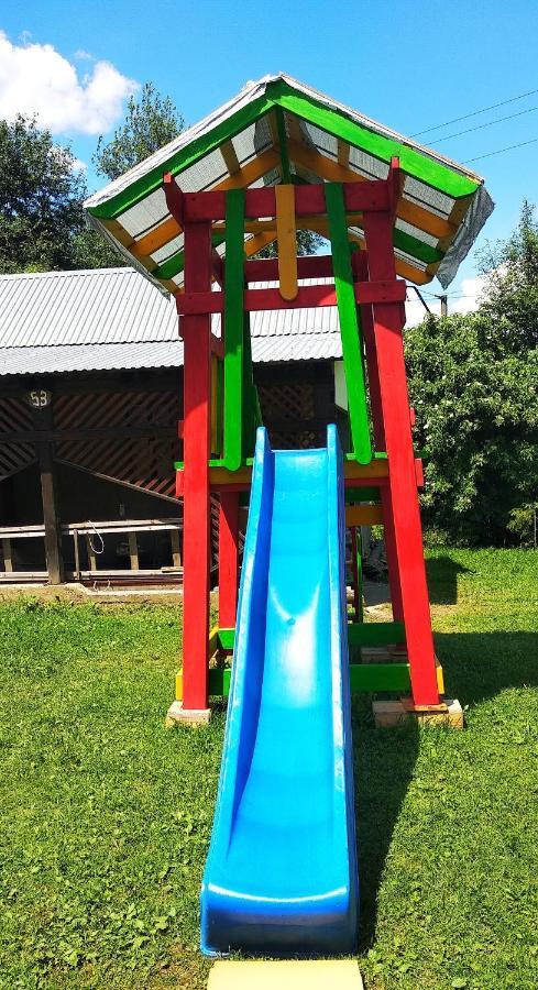"Різьбярська Садиба" Slavsko Exterior foto