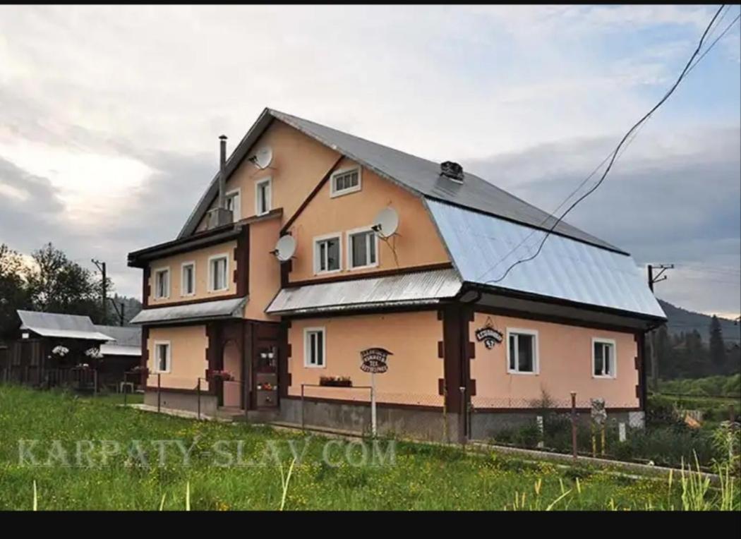 "Різьбярська Садиба" Slavsko Exterior foto