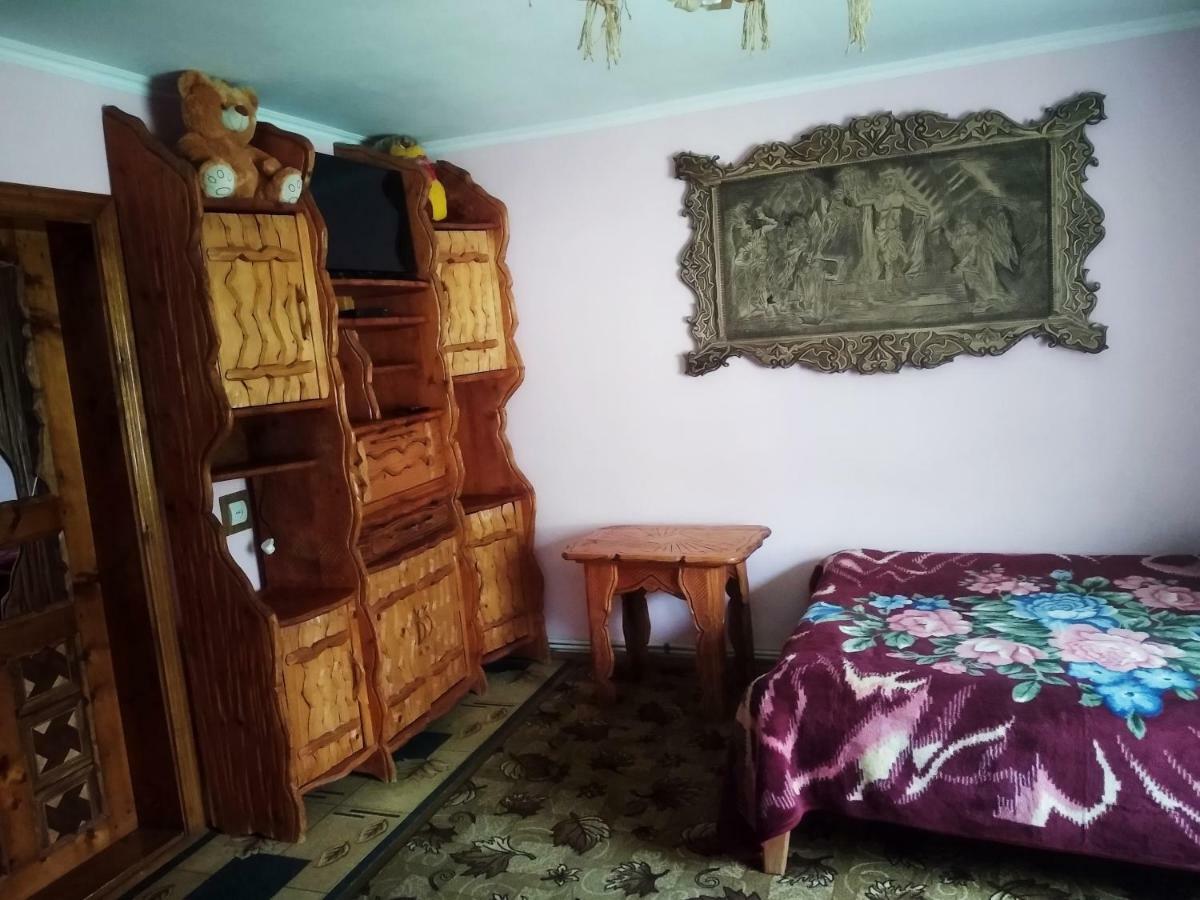 "Різьбярська Садиба" Slavsko Exterior foto
